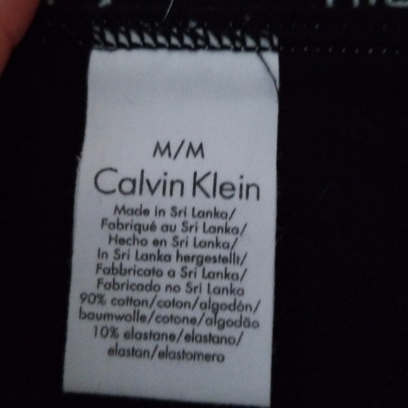 Price drop🎉🎉🎉Calvin Klein thong set❤ - Picture 4 of 4